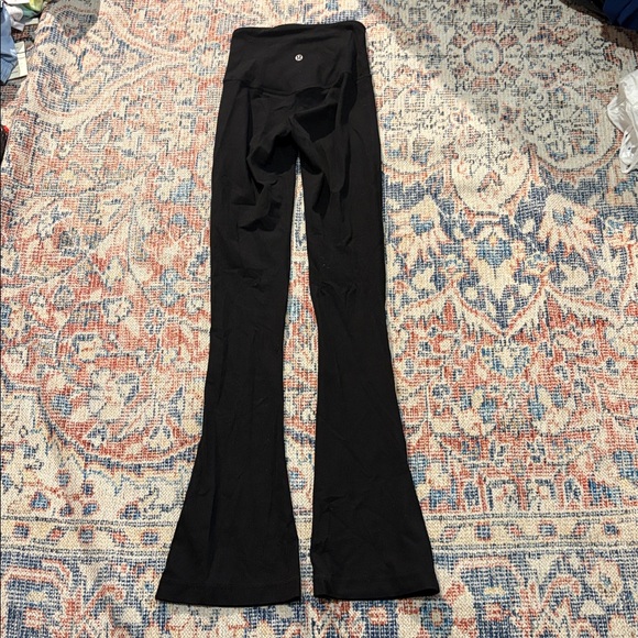 Lululemon Align High Rise Ribbed Mini Flared Pant in Black SZ 0 EUC - Picture 3 of 4